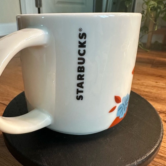 Disney Parks Starbucks You Are Here Collection-Animal Kingdom Mug - Picture 5 of 7